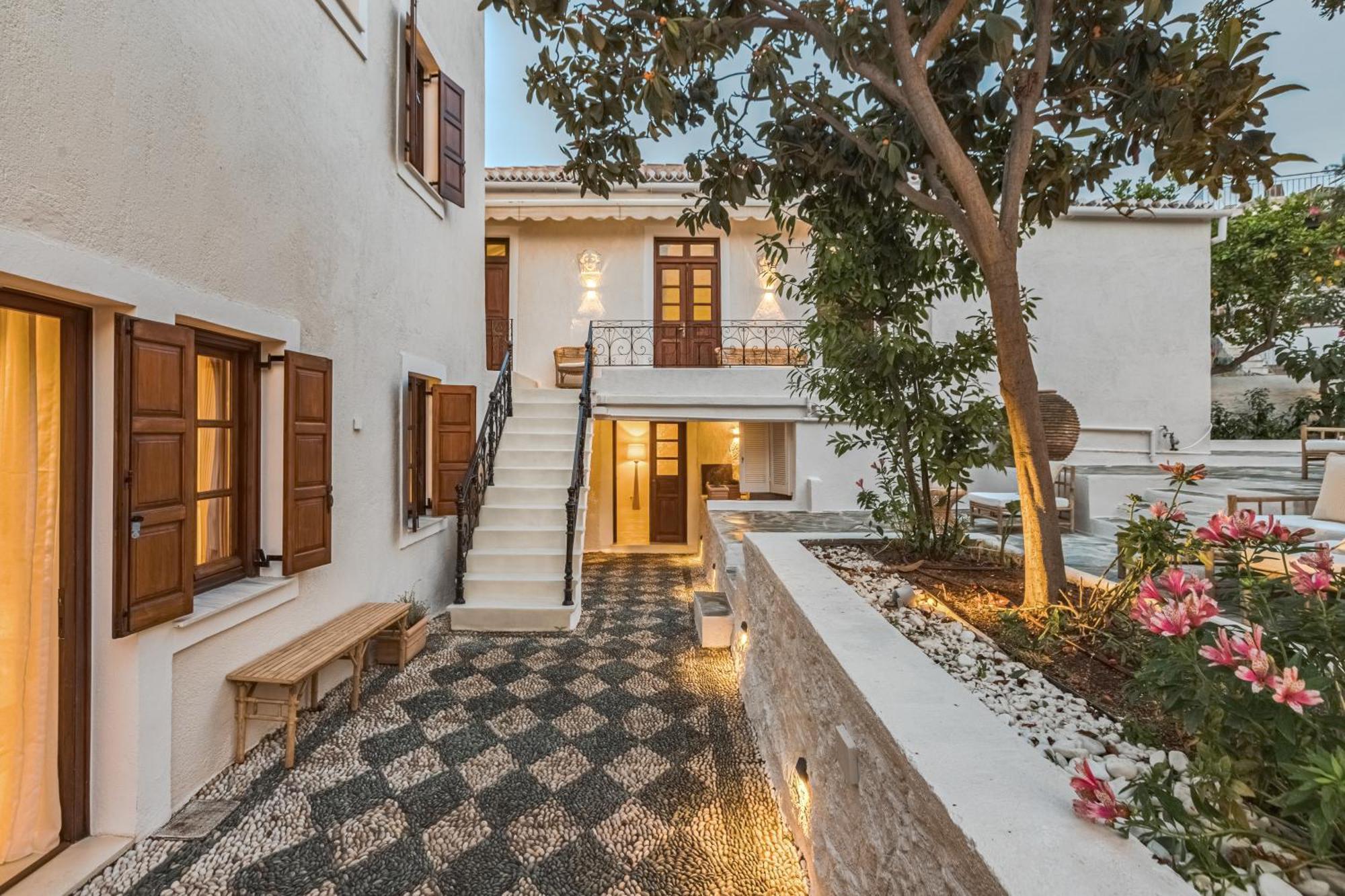 Teresa Spetses Hotel Buitenkant foto