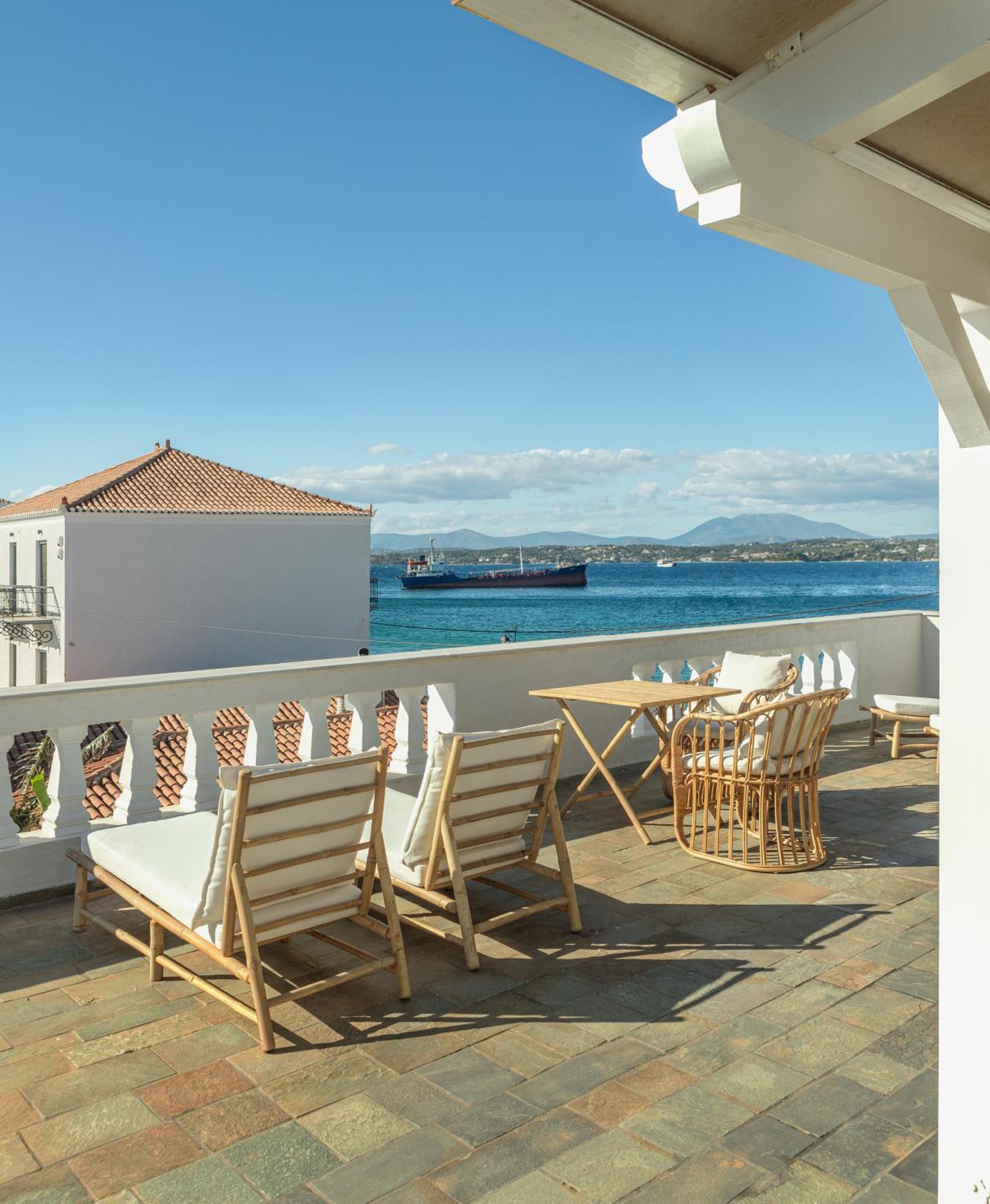 Teresa Spetses Hotel Buitenkant foto